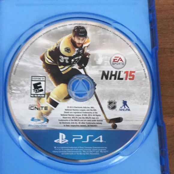 PS4 NHL 15 - Picture 2 of 4